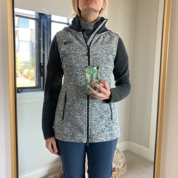 North face fleece hooded jacket - Picture 6 of 7